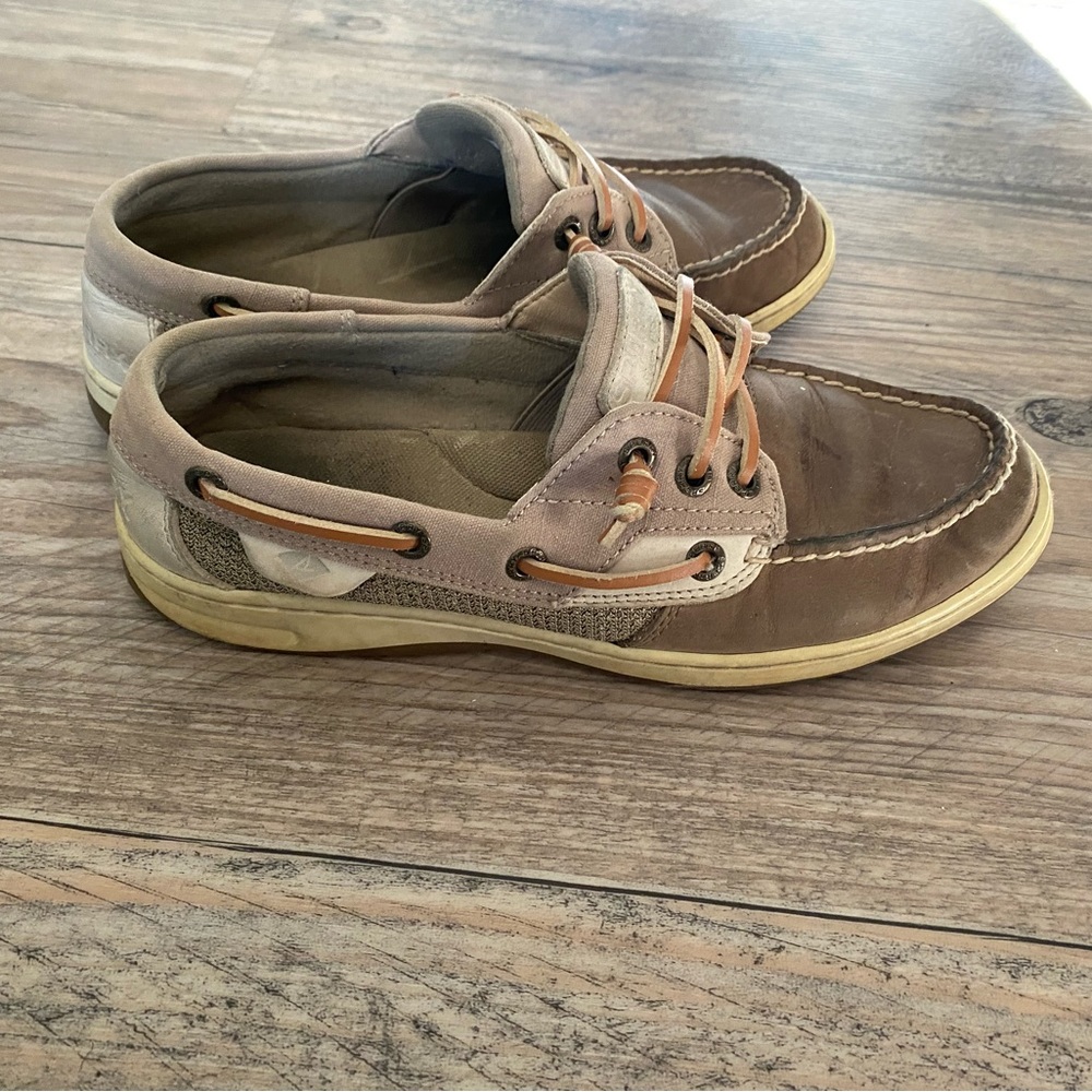 Sperry - Picture 3 of 5